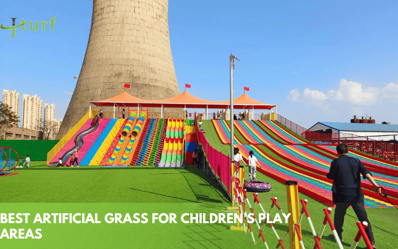 Cómo elegir el mejor césped artificial para cada uso 3 Colorido parque infantil al aire libre con césped artificial para niños.