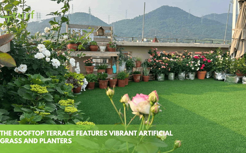 23 Inspiring Fake Grass Patio Ideas for a Beautiful, Low-Maintenance Patio 2 The rooftop terrace features vibrant artificial grass and planters